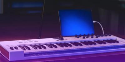 Musical keyboard connected to the tablet